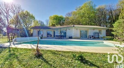 Maison 6 pièces de 140 m² à Carignan-de-Bordeaux (33360)