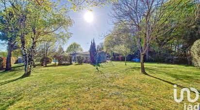 Maison 6 pièces de 140 m² à Carignan-de-Bordeaux (33360)