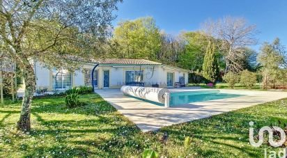 Maison 6 pièces de 140 m² à Carignan-de-Bordeaux (33360)