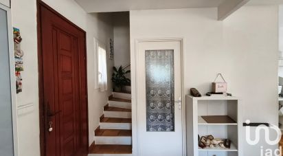 Duplex 4 rooms of 80 m² in Hyères (83400)