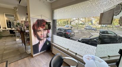 Retail property of 59 m² in Le Pont-de-Claix (38800)