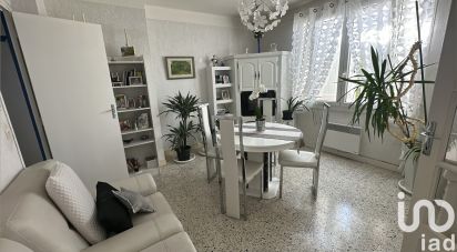 House 6 rooms of 122 m² in Fréjus (83600)