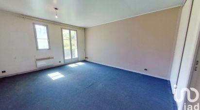 Studio 2 pièces de 37 m² à Saint-Pierre-lès-Nemours (77140)