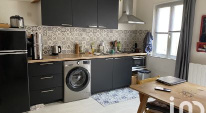 Townhouse 2 rooms of 47 m² in Rochefort (17300)