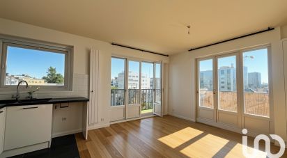 Appartement 3 pièces de 51 m² à Montreuil (93100)