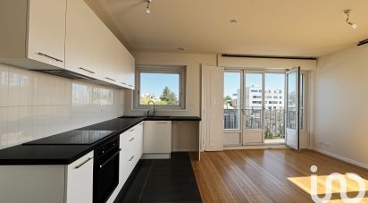 Appartement 3 pièces de 51 m² à Montreuil (93100)