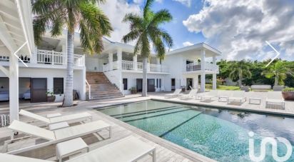 Maison d’architecte 7 pièces de 530 m² à Saint-Martin (97150)