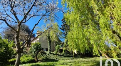 Traditional house 6 rooms of 170 m² in Verneuil-sur-Seine (78480)