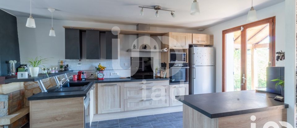 House 6 rooms of 141 m² in Noyers (45260)