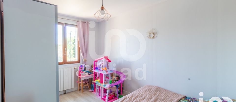 House 6 rooms of 141 m² in Noyers (45260)