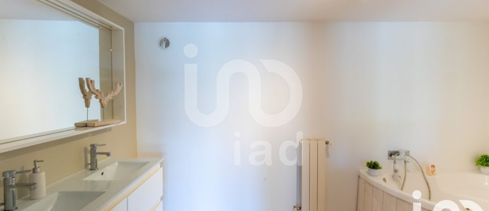 House 6 rooms of 141 m² in Noyers (45260)