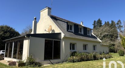 Maison traditionnelle 7 pièces de 140 m² à Gouesnach (29950)