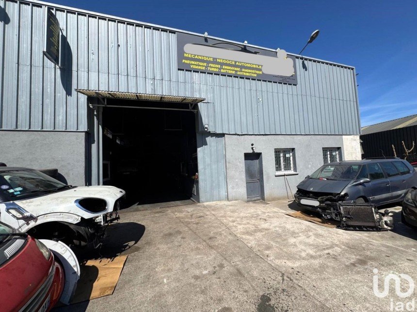 Retail property of 200 m² in Étampes (91150)