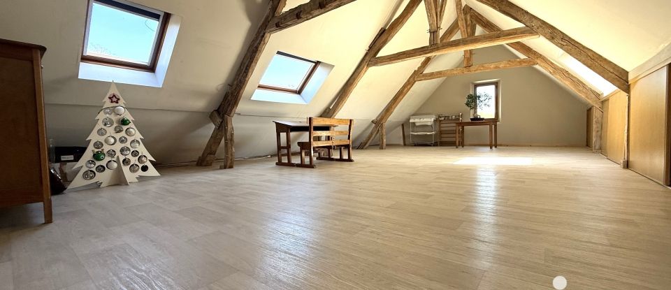 House 6 rooms of 162 m² in Reims (51100)