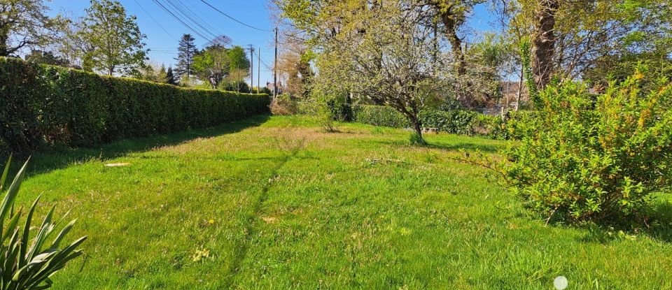 House 5 rooms of 110 m² in Rédené (29300)