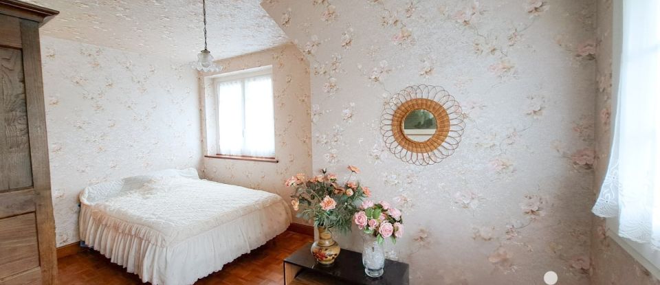 House 5 rooms of 110 m² in Rédené (29300)