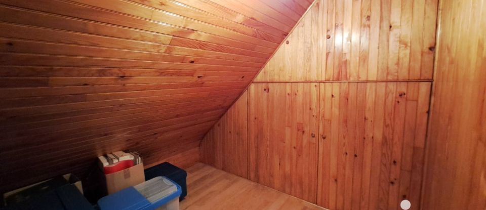 House 5 rooms of 110 m² in Rédené (29300)