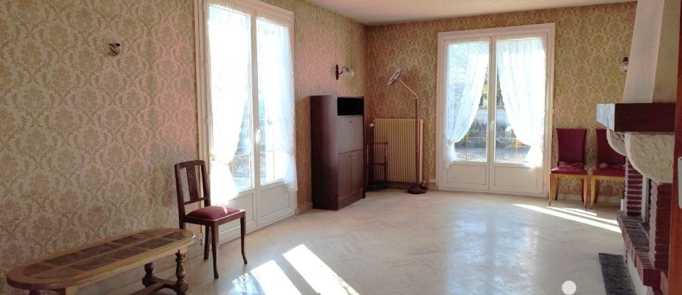 Maison traditionnelle 5 pièces de 159 m² à Le Coudray (28630)