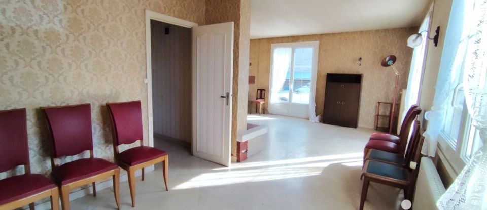 Maison traditionnelle 5 pièces de 159 m² à Le Coudray (28630)