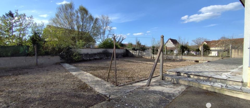 Maison traditionnelle 5 pièces de 159 m² à Le Coudray (28630)