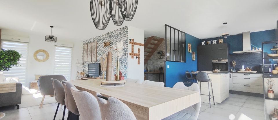 Maison 5 pièces de 135 m² à Heuringhem (62575)