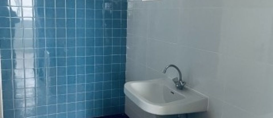 Apartment 3 rooms of 60 m² in Orly (94310)