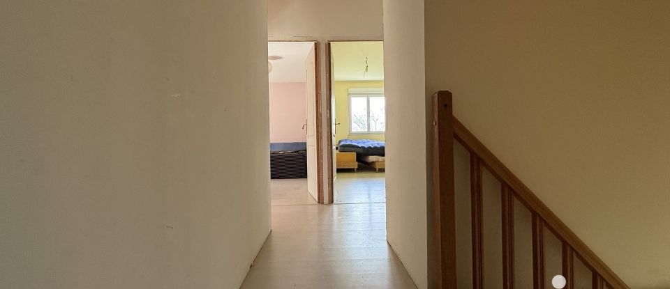 Pavilion 6 rooms of 140 m² in Chantecoq (45320)