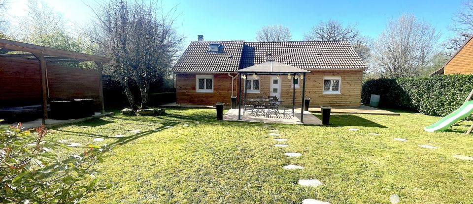 House 5 rooms of 77 m² in Bazoches-sur-le-Betz (45210)