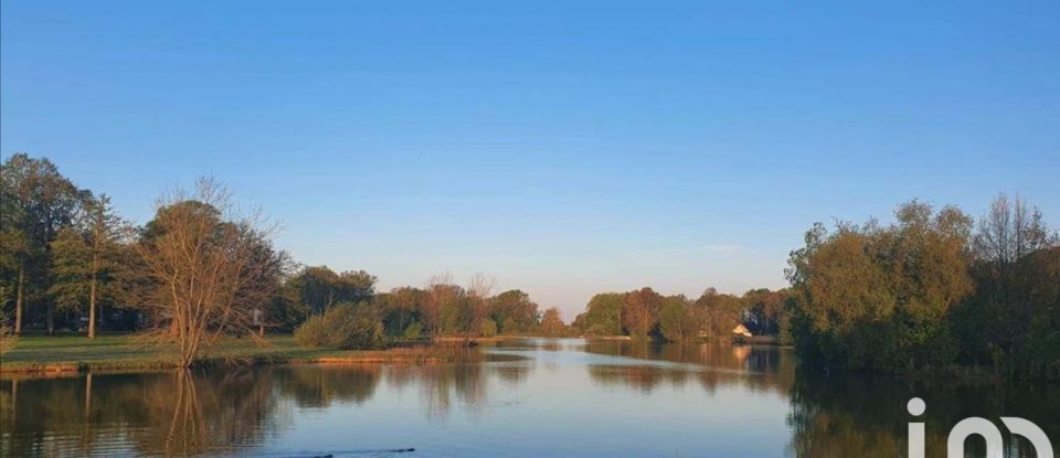 House 5 rooms of 77 m² in Bazoches-sur-le-Betz (45210)