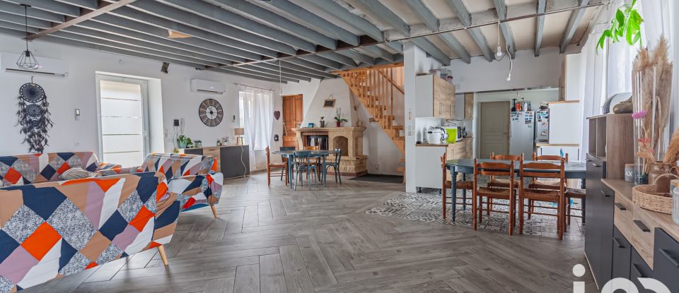 House 8 rooms of 280 m² in Juranville (45340)