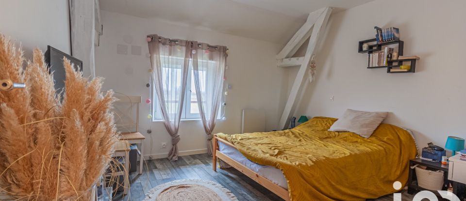 House 8 rooms of 280 m² in Juranville (45340)