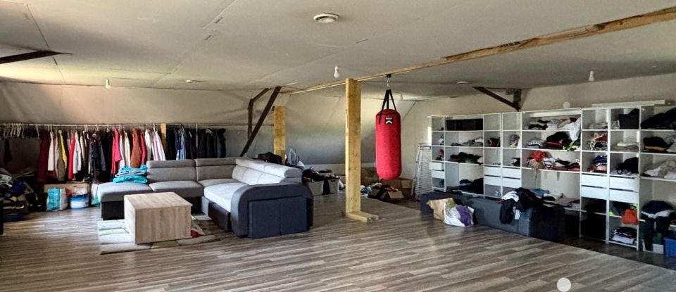 House 8 rooms of 280 m² in Juranville (45340)