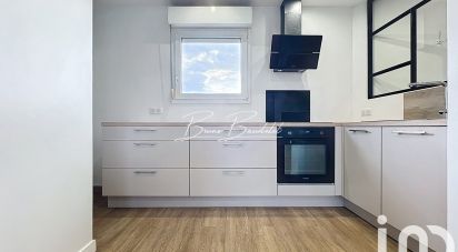 Apartment 2 rooms of 47 m² in Ambarès-et-Lagrave (33440)