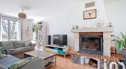 Village house 6 rooms of 103 m² in Voulx (77940)