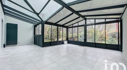 Maison traditionnelle 9 pièces de 182 m² à Rambouillet (78120)