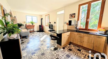 Maison 4 pièces de 49 m² à Beaumes-de-Venise (84190)