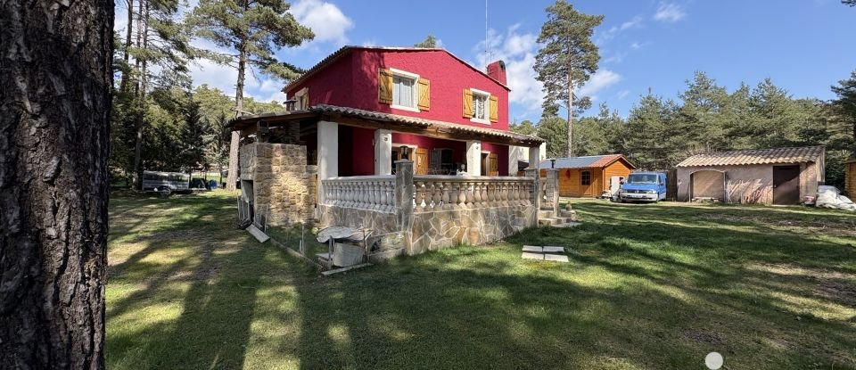 House 4 rooms of 118 m² in La Bastide (83840)