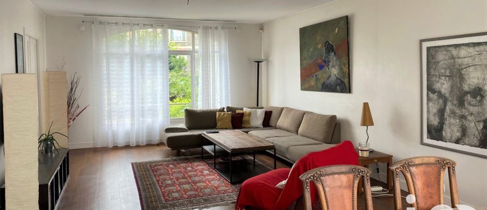 House 9 rooms of 220 m² in Rosny-sous-Bois (93110)