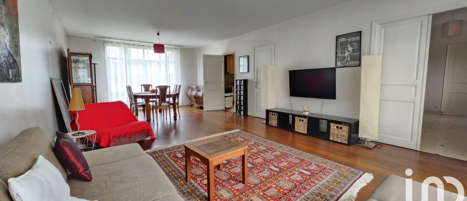 House 9 rooms of 220 m² in Rosny-sous-Bois (93110)