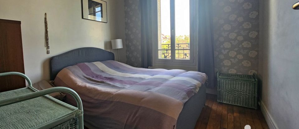 House 9 rooms of 220 m² in Rosny-sous-Bois (93110)