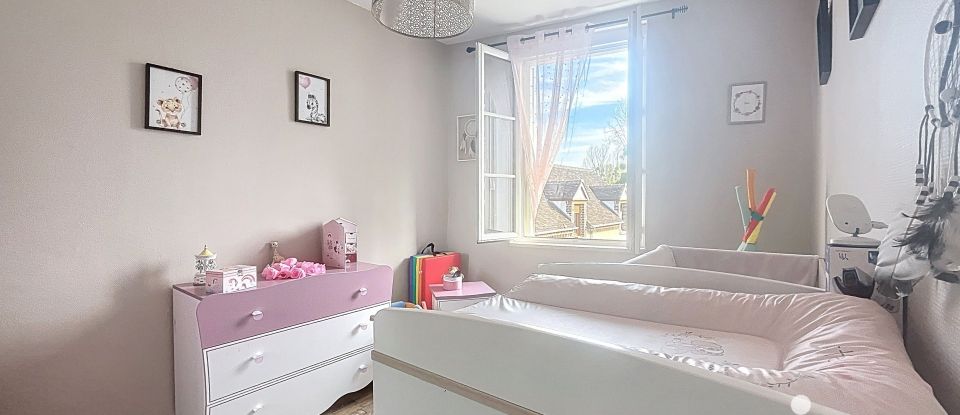 House 6 rooms of 123 m² in Saint-Germain-des-Prés (45220)
