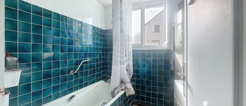 House 6 rooms of 123 m² in Saint-Germain-des-Prés (45220)
