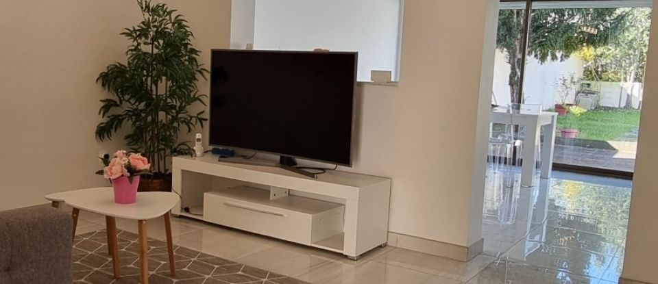 Pavillon 6 pièces de 100 m² à Argenteuil (95100)