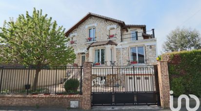 Maison 6 pièces de 130 m² à Ézanville (95460)