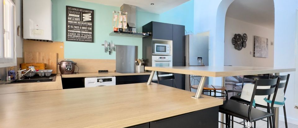 Maison 4 pièces de 115 m² à Tourcoing (59200)