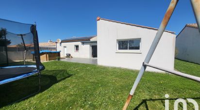 Maison traditionnelle 6 pièces de 117 m² à Nesmy (85310)