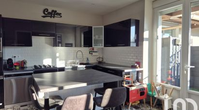 Appartement 6 pièces de 120 m² à Guignes (77390)