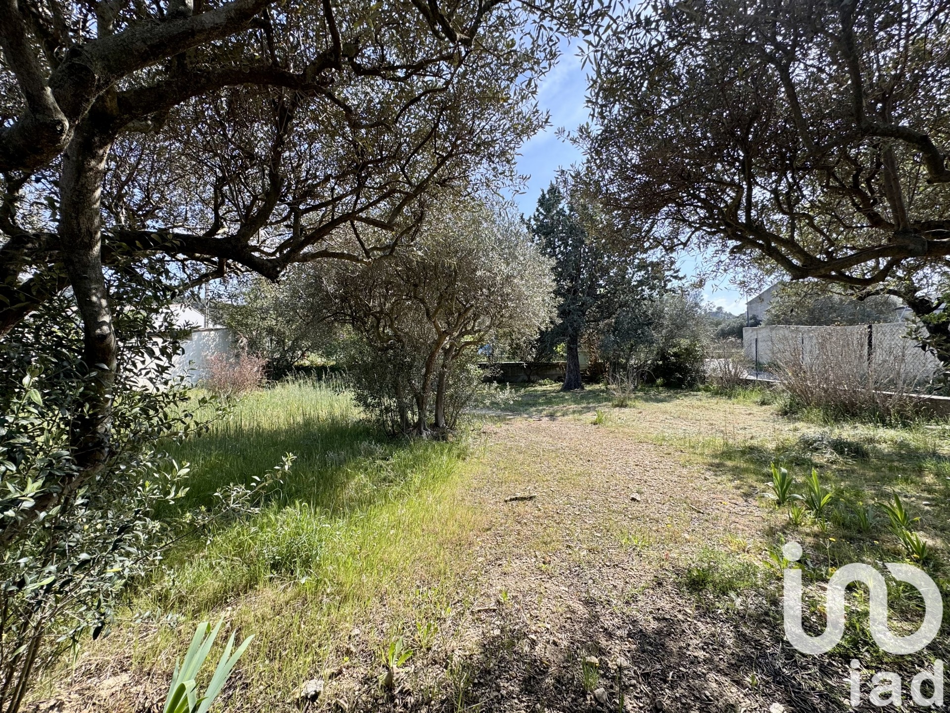 Terrain Cavaillon 472 1739946