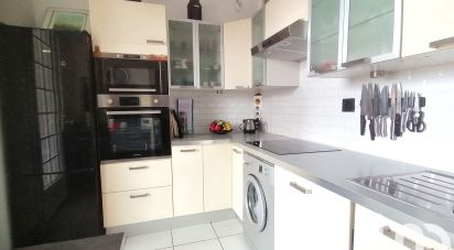 Apartment 2 rooms of 41 m² in Hyères (83400)