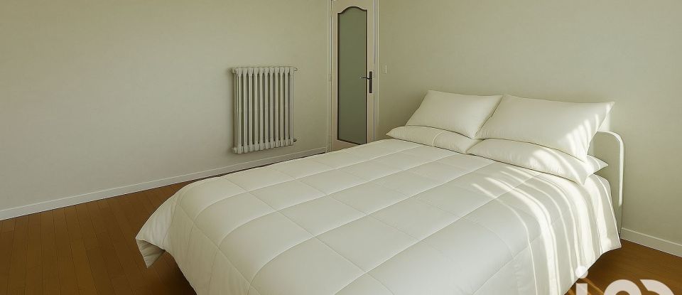 House 6 rooms of 113 m² in Saint-Memmie (51470)